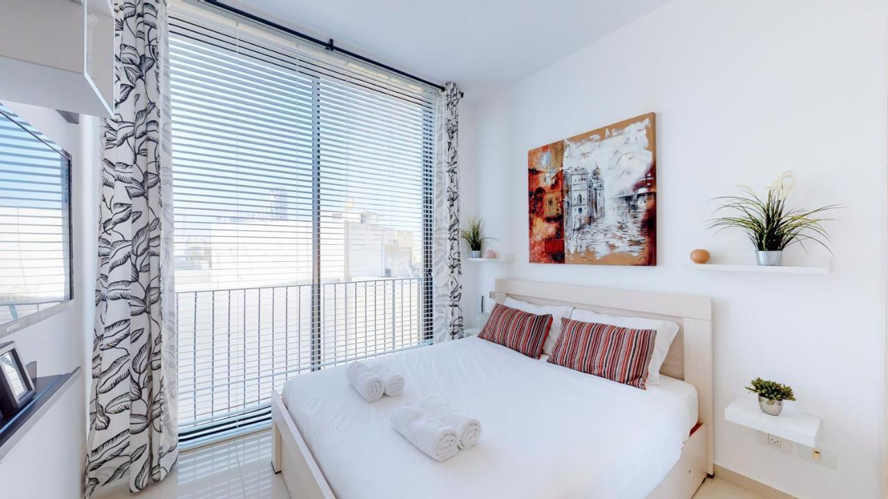 Stylish 1Br Flat For 4 Ppl In Allenby By Holyguest Tel Aviv Ngoại thất bức ảnh