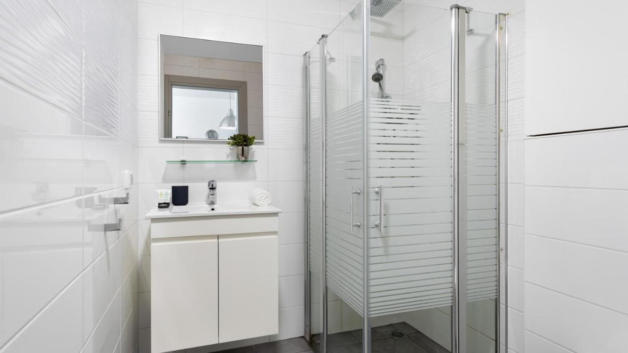 Stylish 1Br Flat For 4 Ppl In Allenby By Holyguest Tel Aviv Ngoại thất bức ảnh